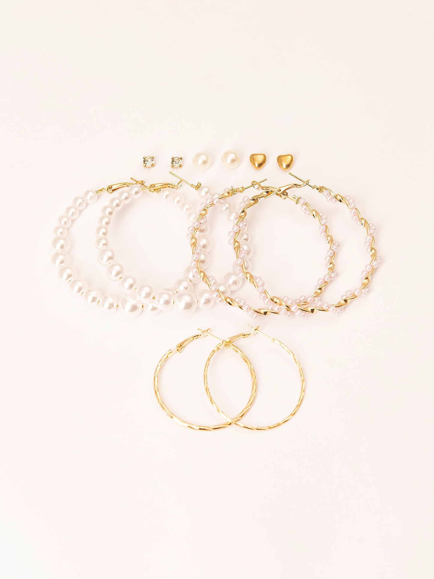 Pearly Earrings Set