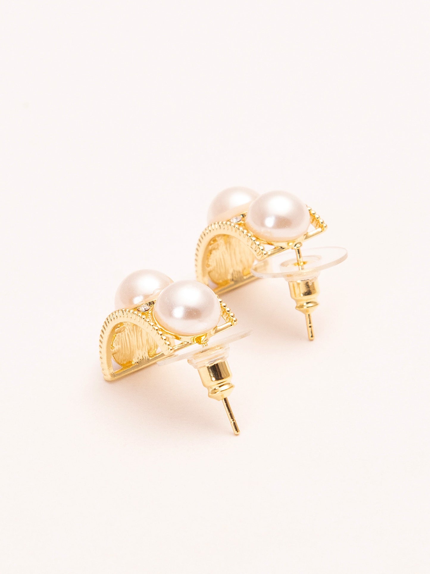 Pearl Curved Earrings