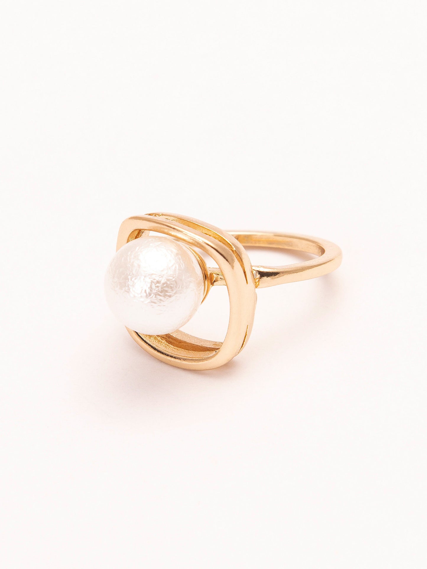 Pearl Ring