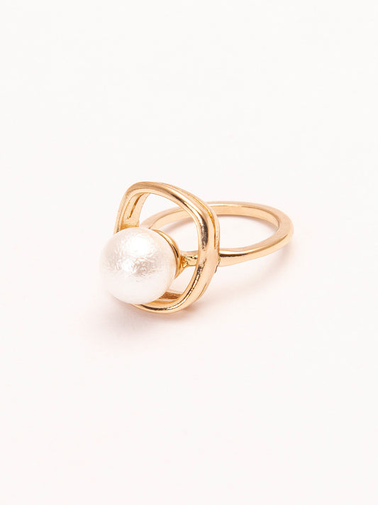 Pearl Ring