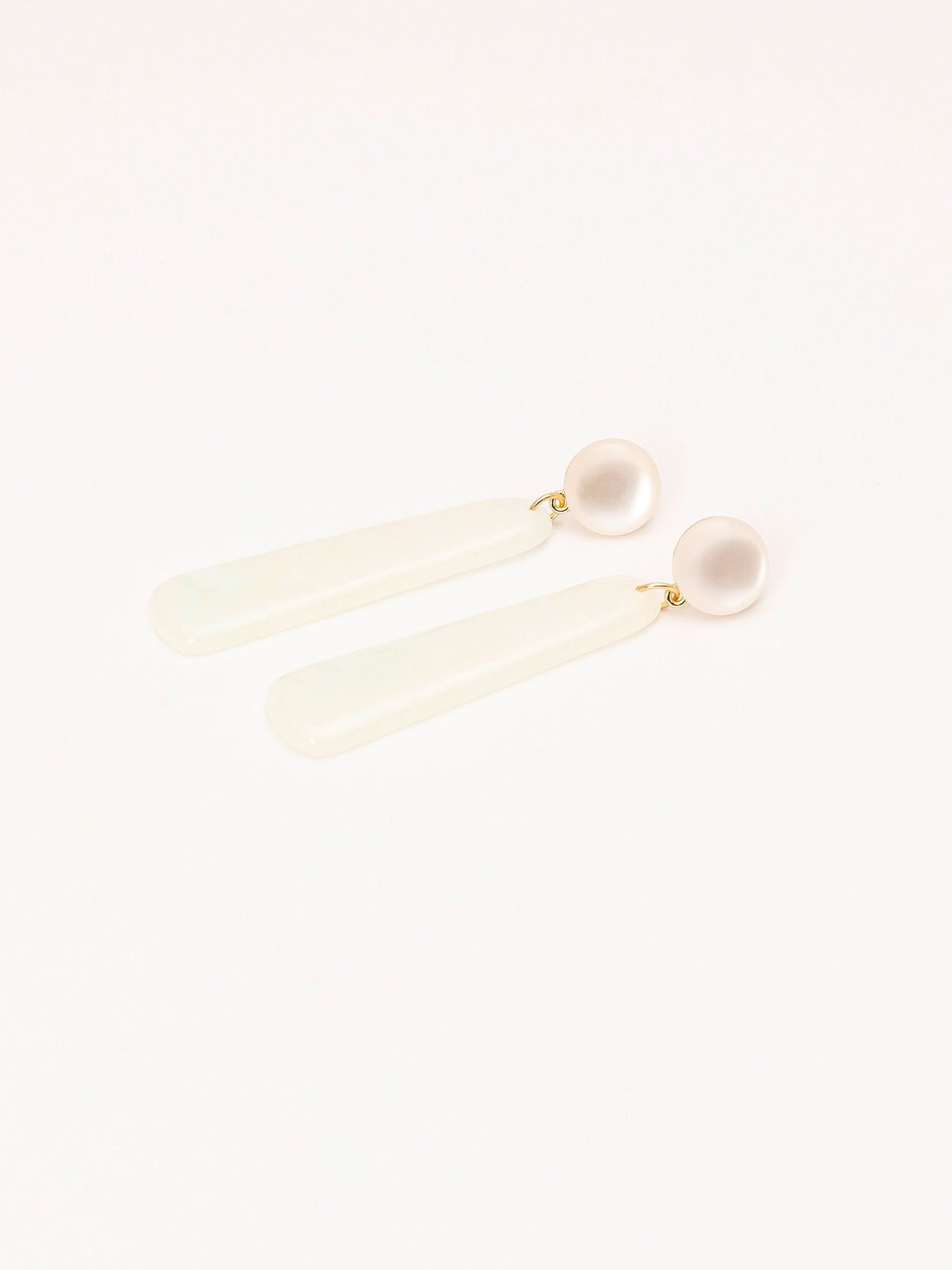Cloudy Dangling Earrings