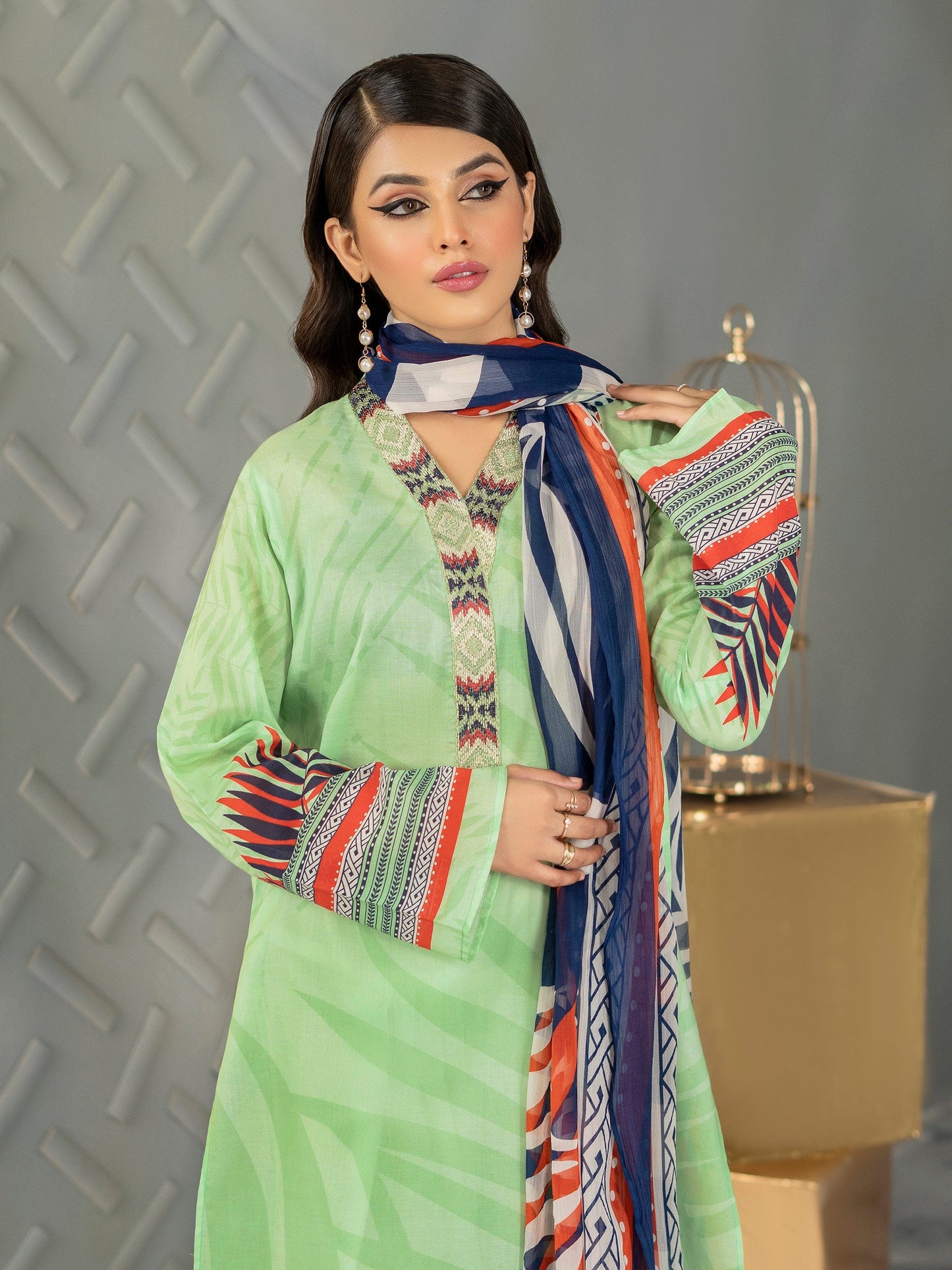 2 Piece Embroidered Lawn Suit