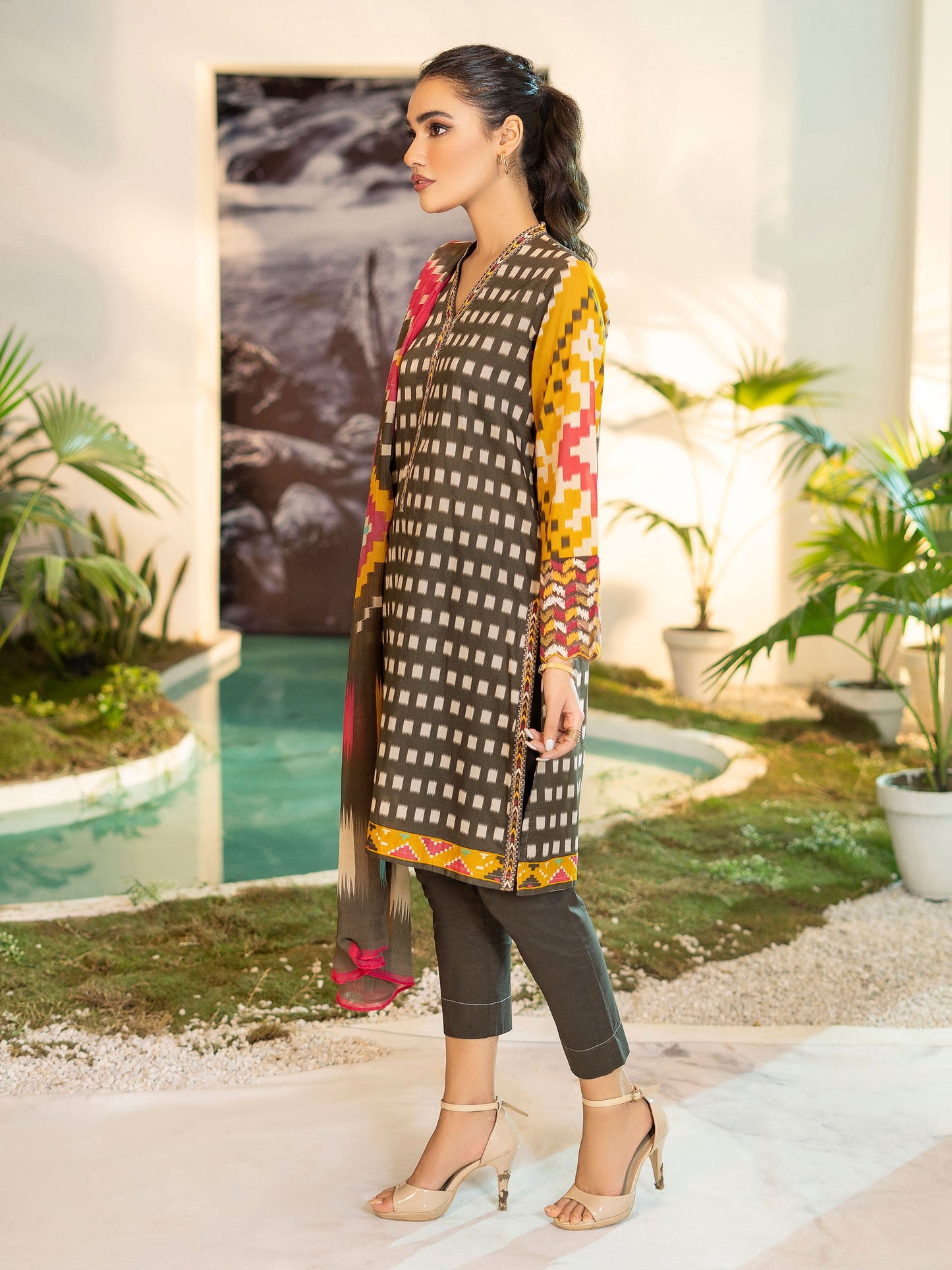 2 Piece Embroidered Lawn Suit