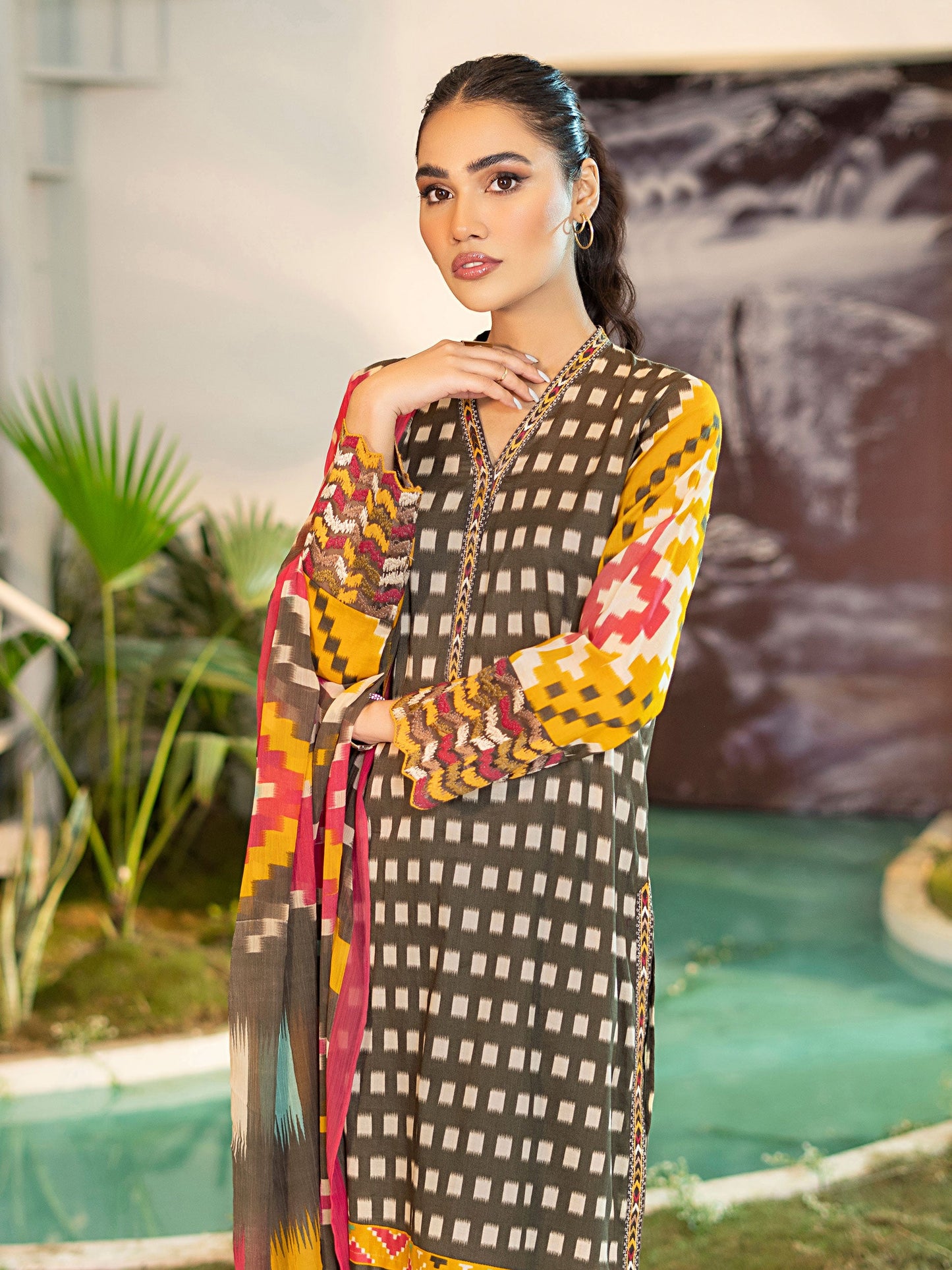 2 Piece Embroidered Lawn Suit