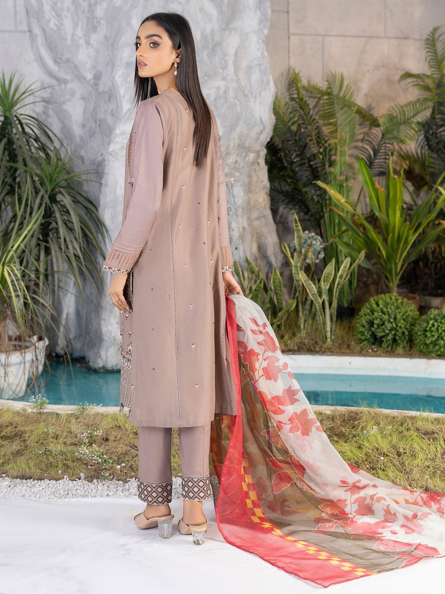 2 Piece Embroidered Lawn Suit