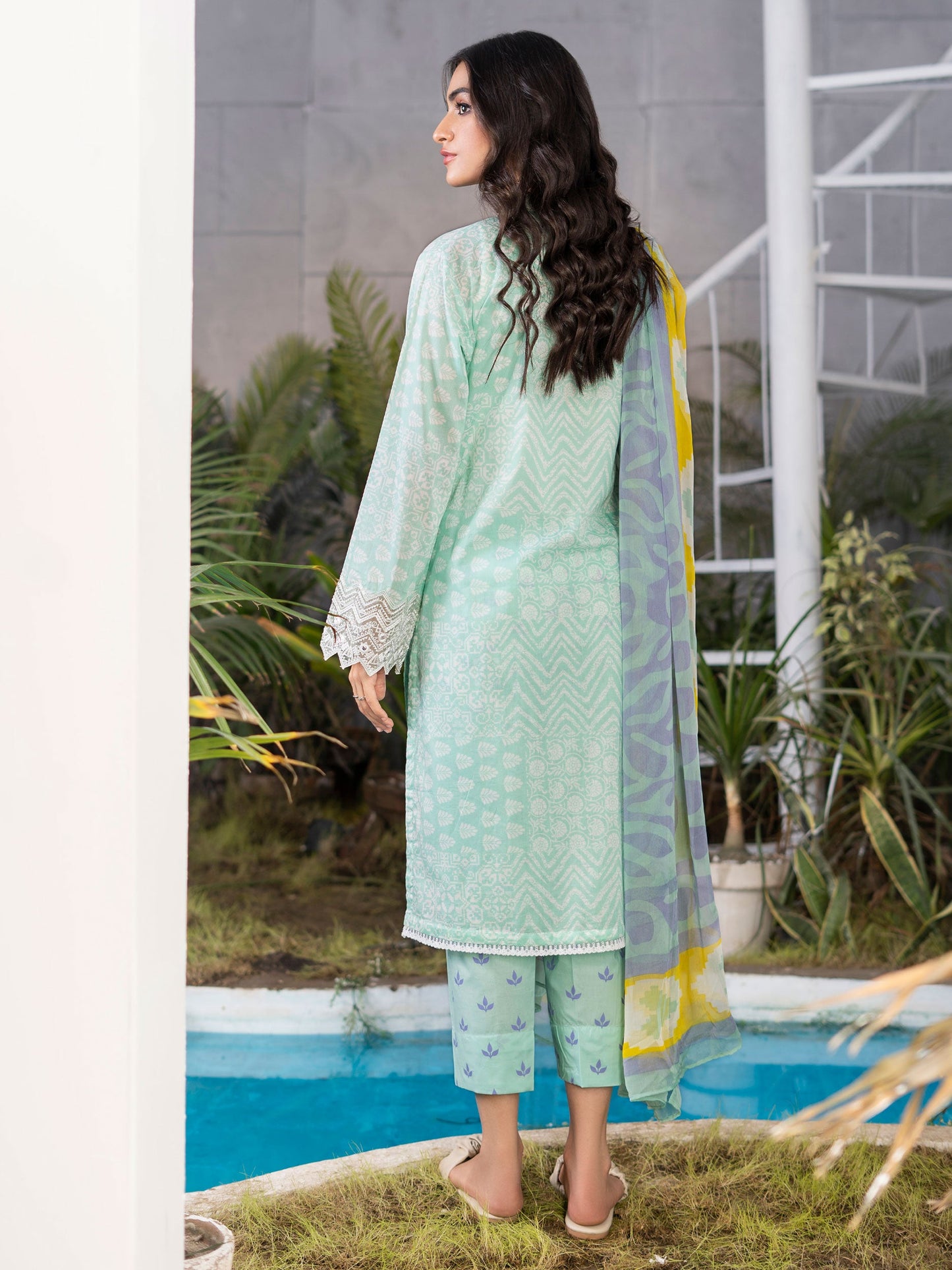 3 Piece Embroidered Lawn Suit