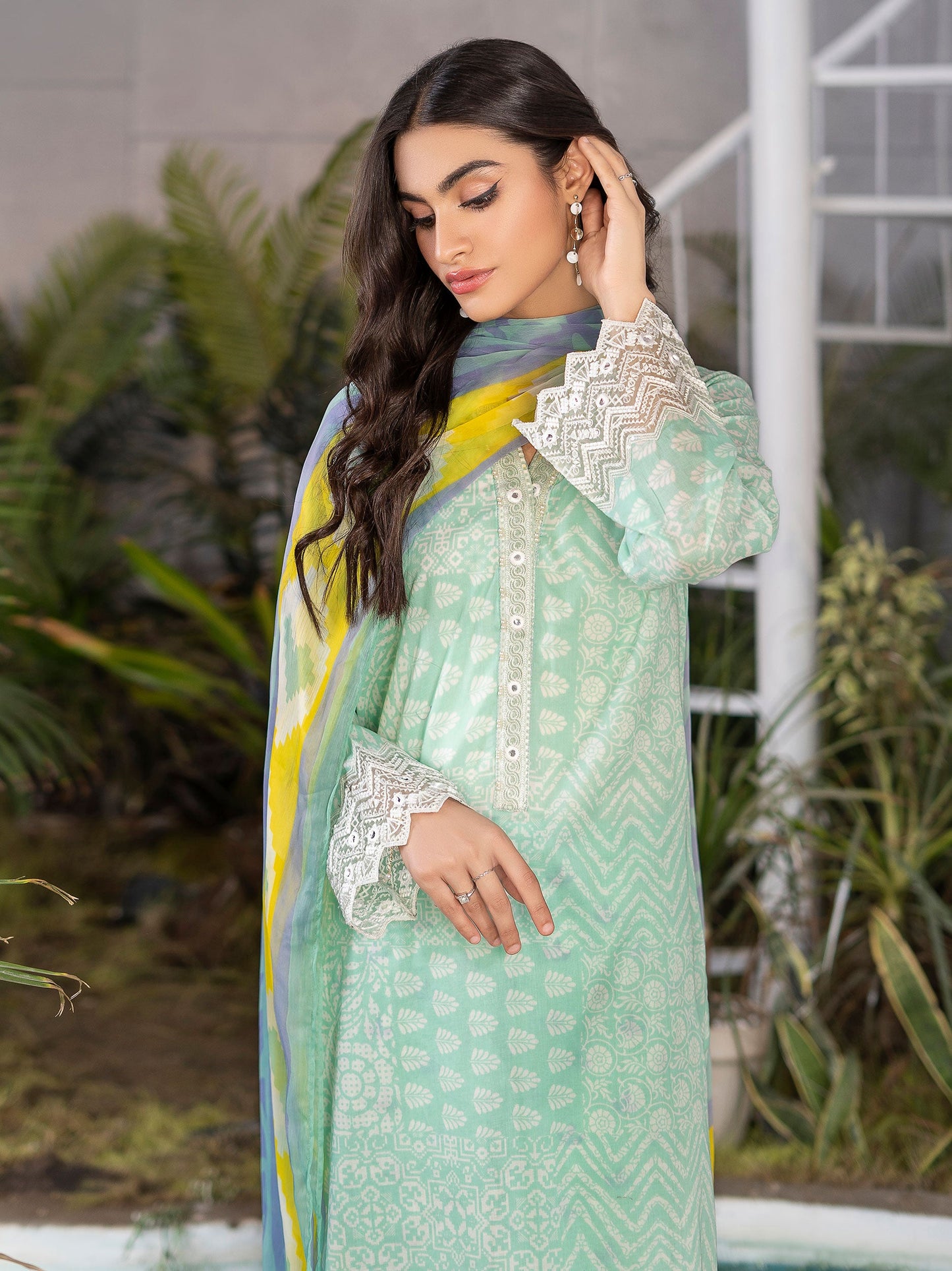 3 Piece Embroidered Lawn Suit