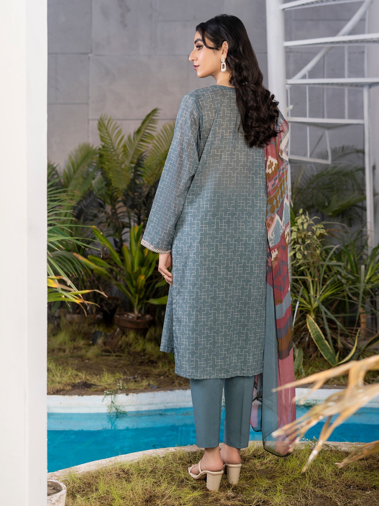 3 Piece Embroidered Lawn Suit