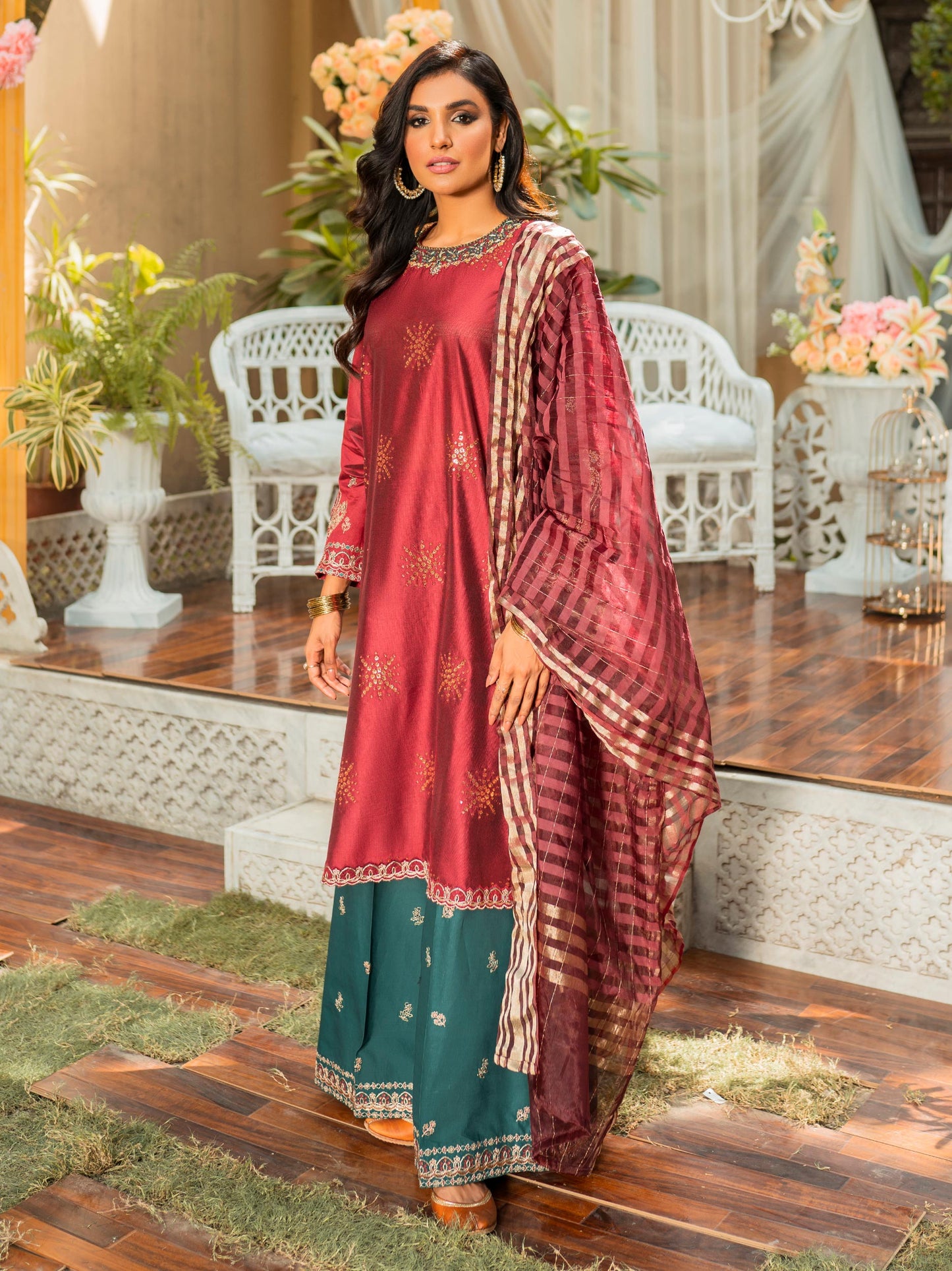 Embroidered Viscose Suit