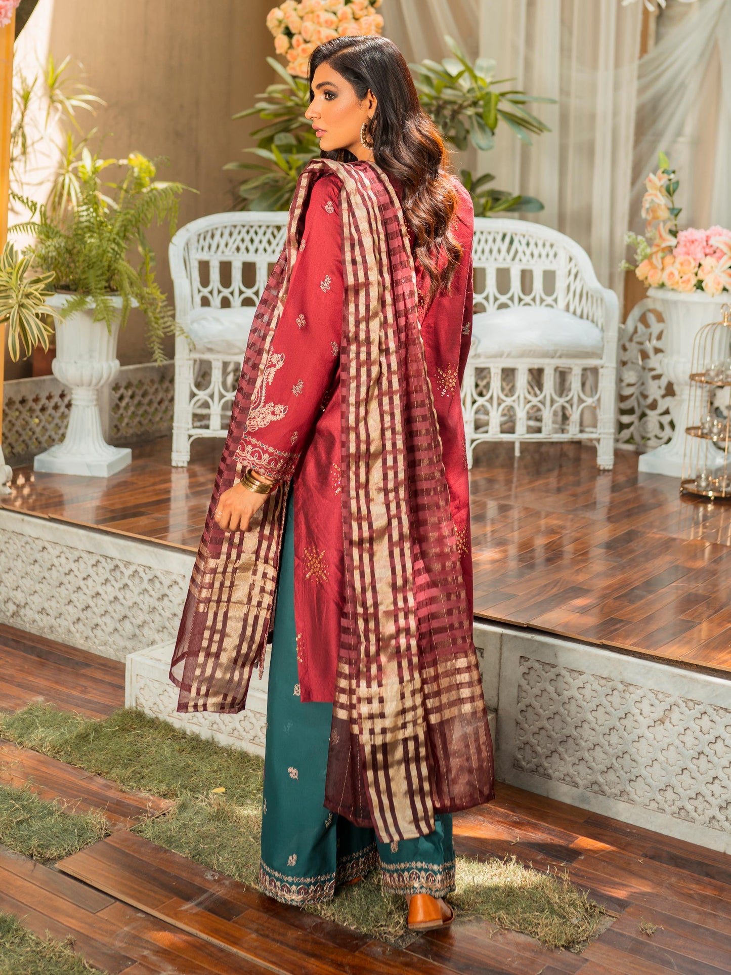 Embroidered Viscose Suit