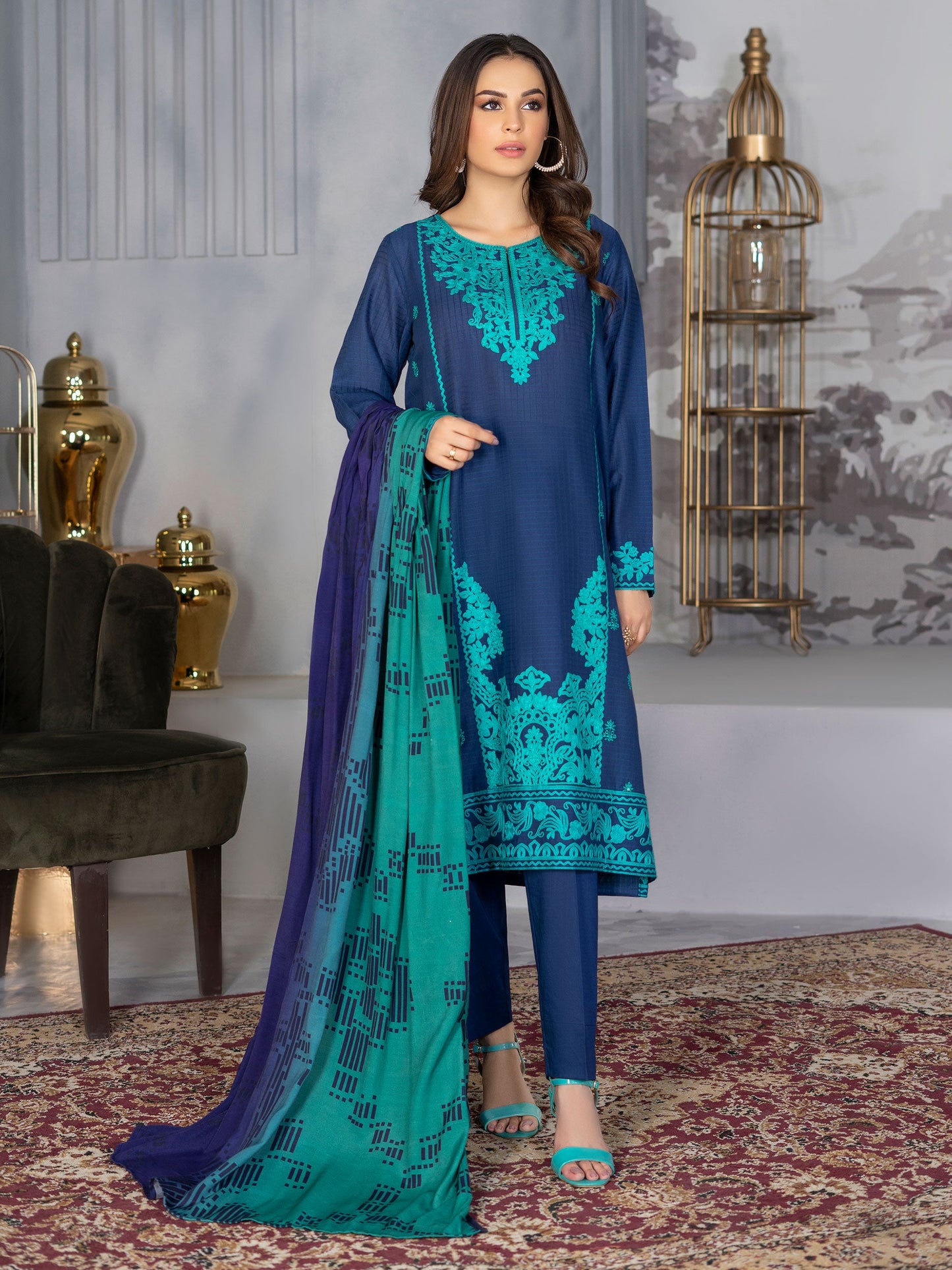 3 Piece Embroidered Lawn Suit