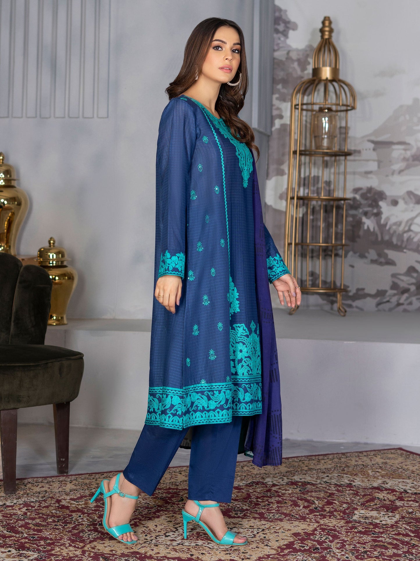 3 Piece Embroidered Lawn Suit