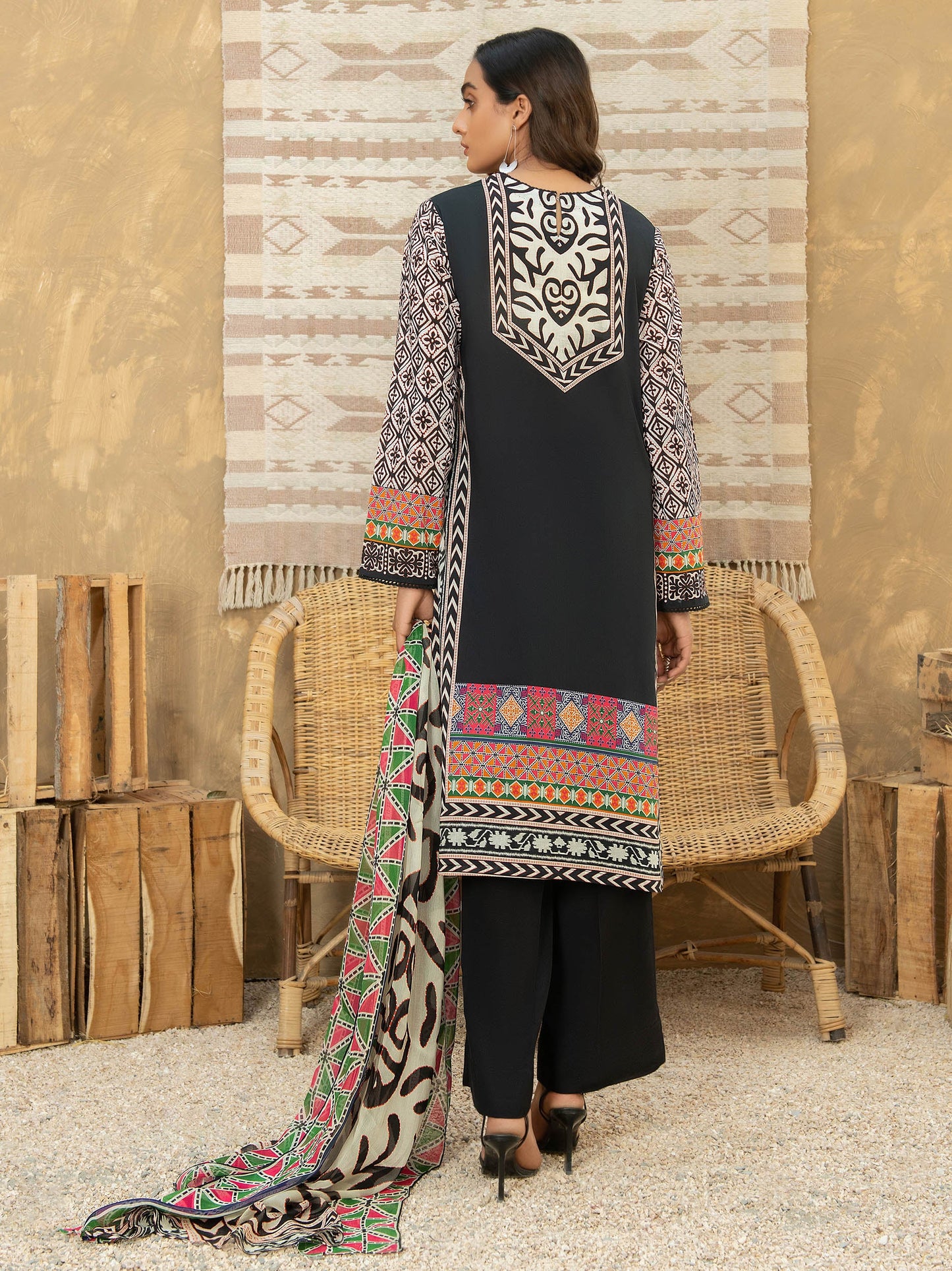 Printed 2 Piece Texture Lawn Suit