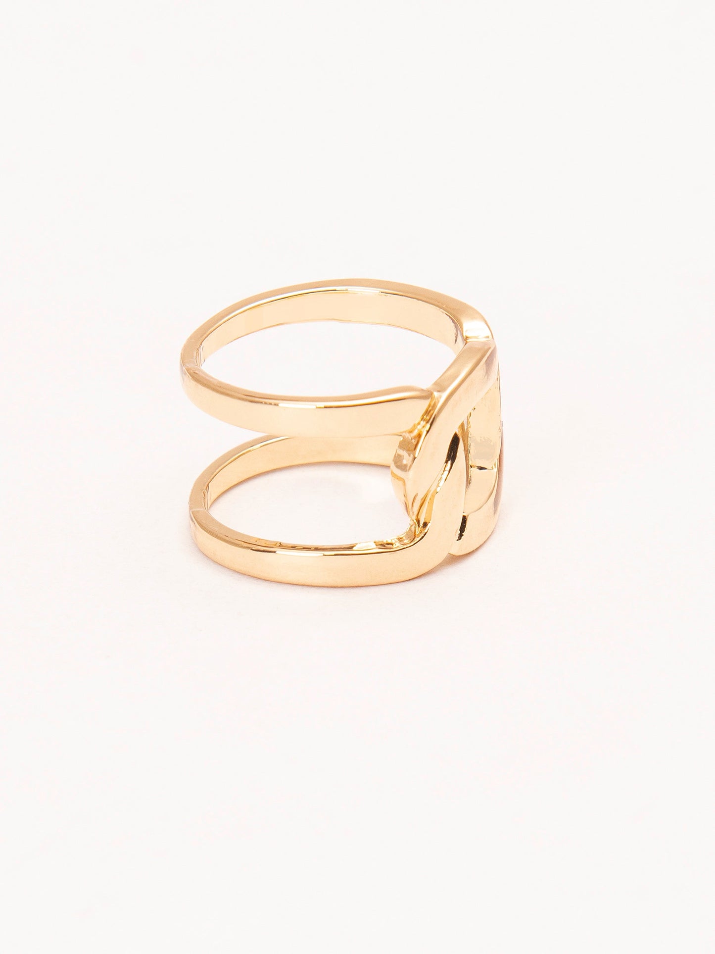 Looped Ring