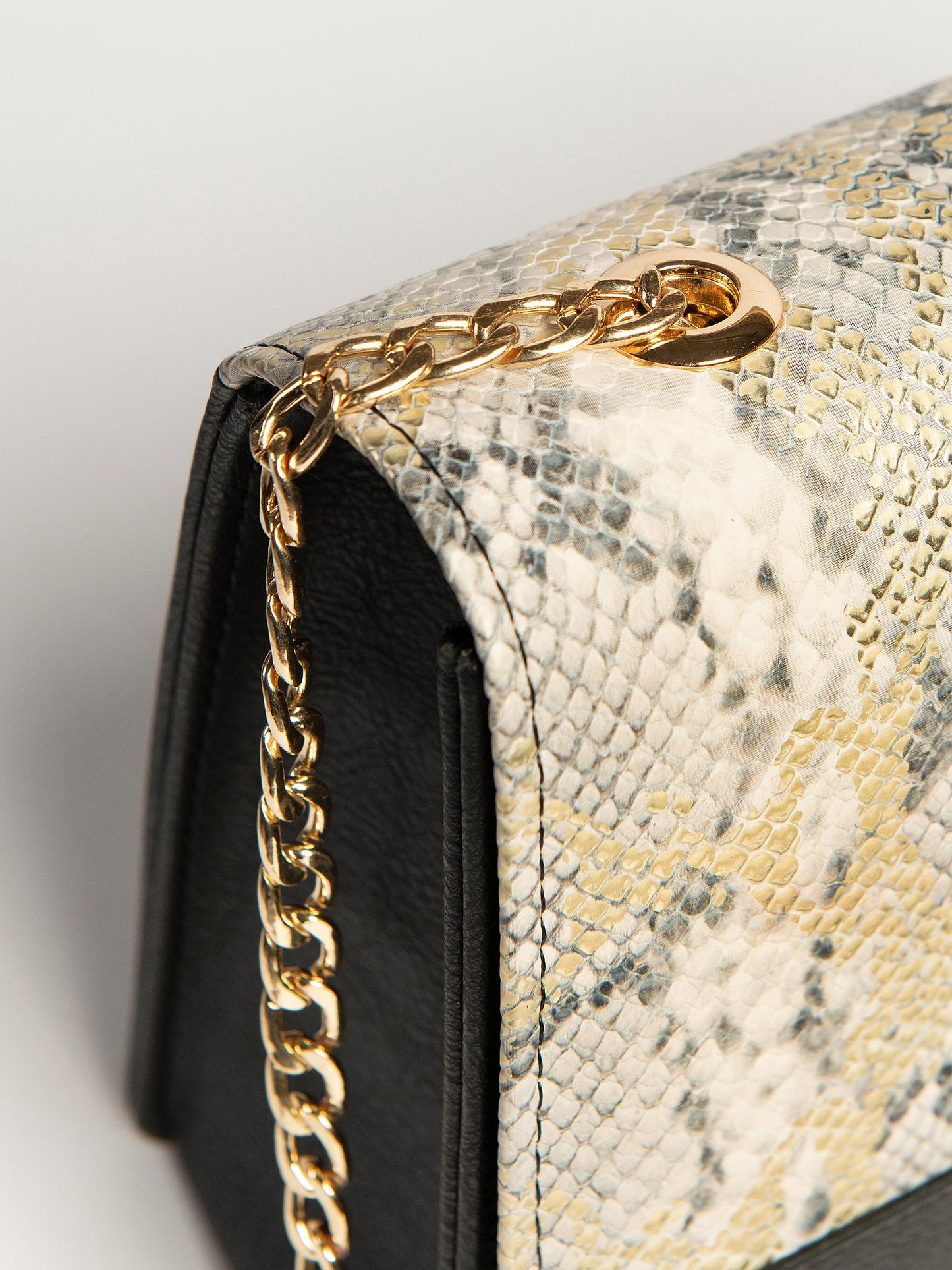 Printed Boxed Handbag