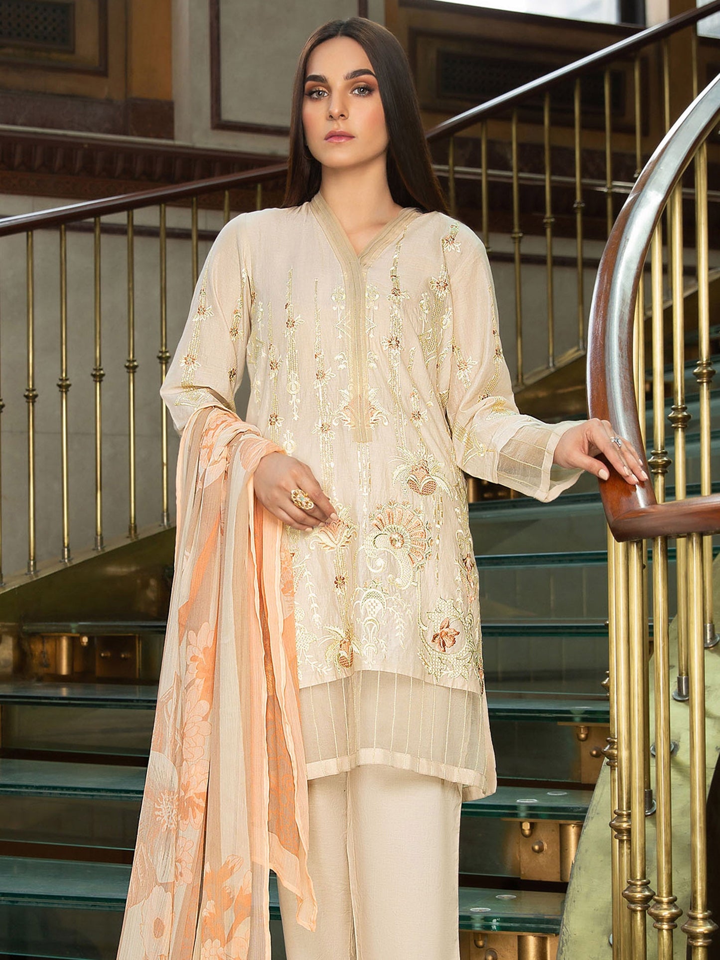 Embroidered Lawn 2 Piece Suit