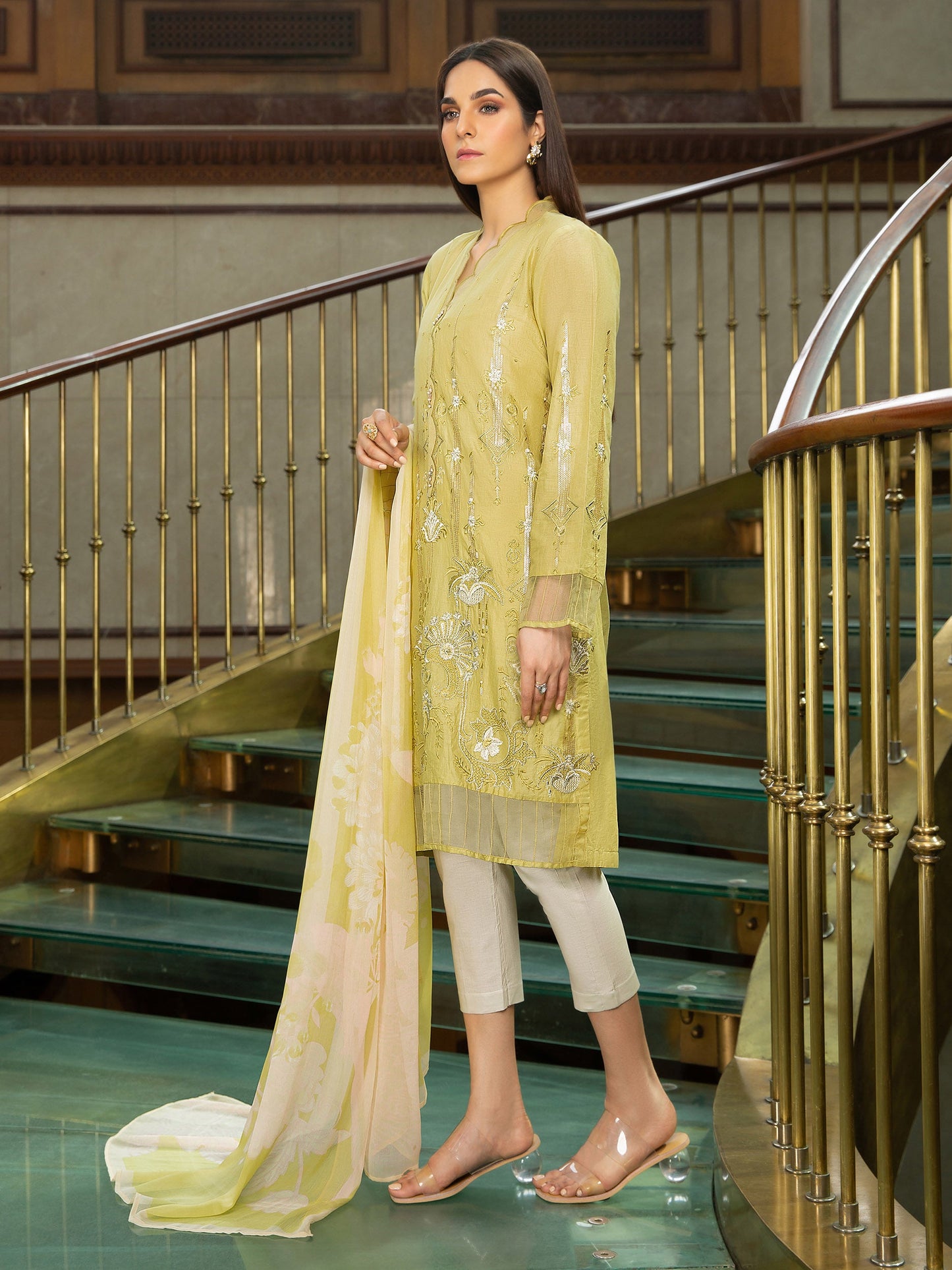 Embroidered Lawn 2 Piece Suit