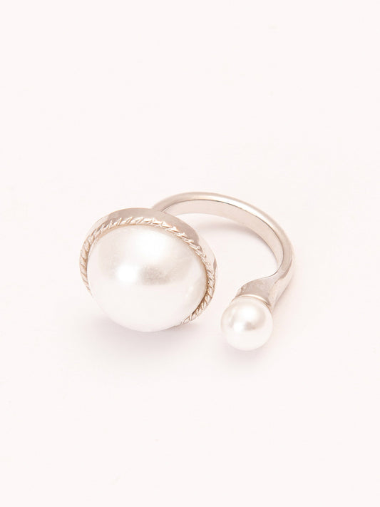 Pearl Contemporary Ring