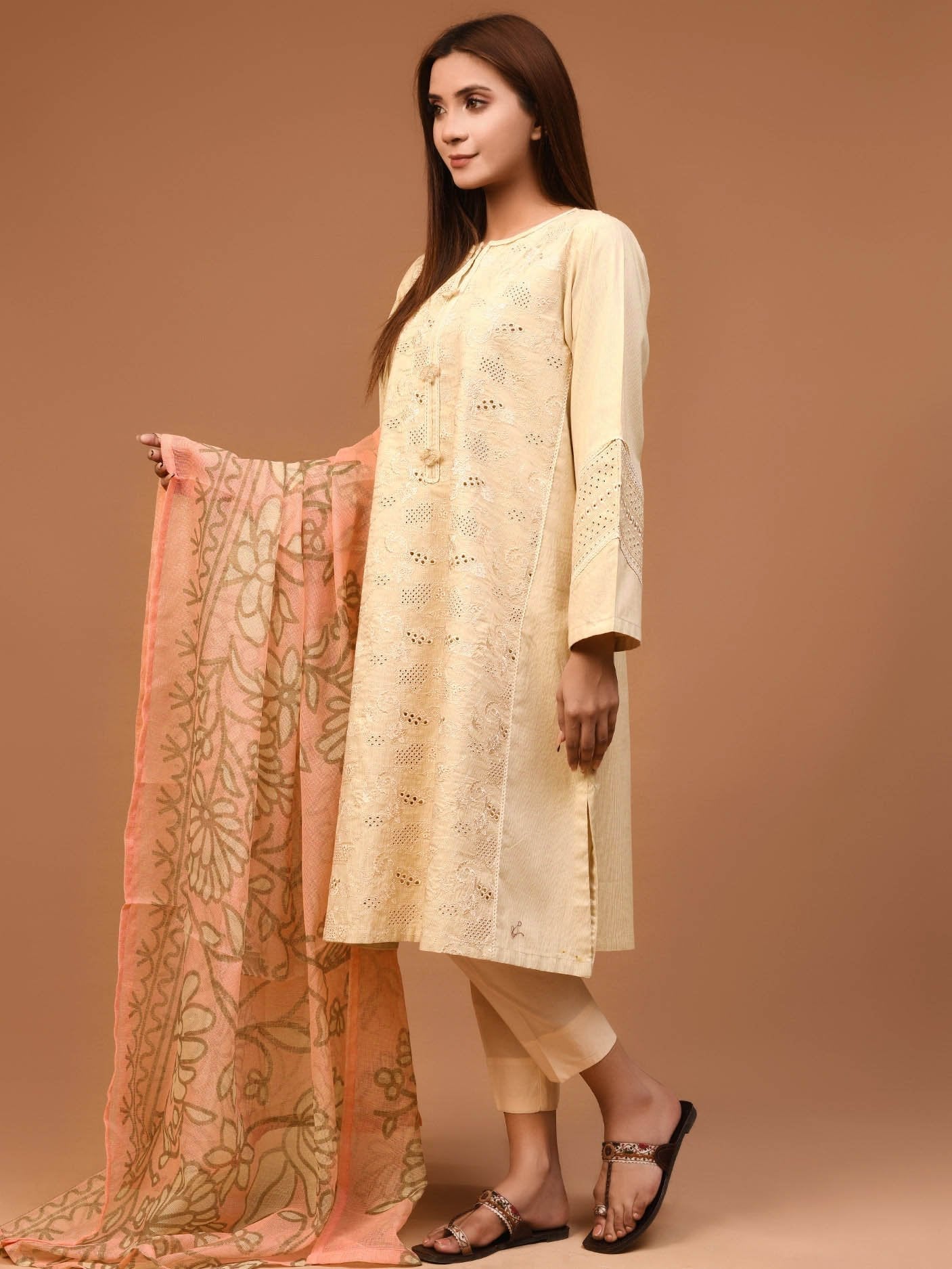 Embroidered Missouri Cotton Suit