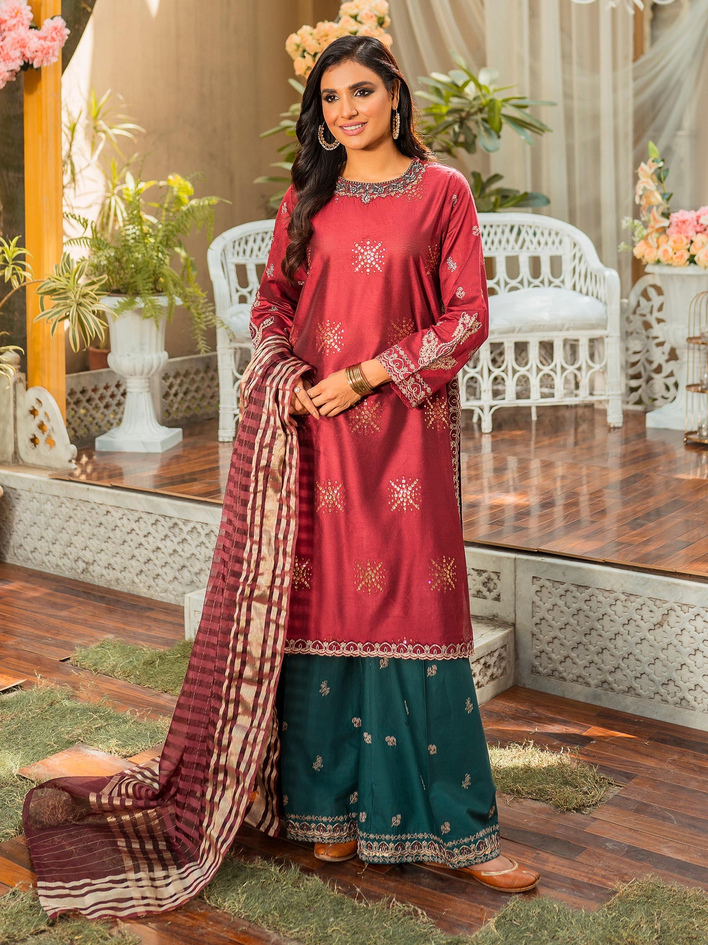 Embroidered Viscose Suit