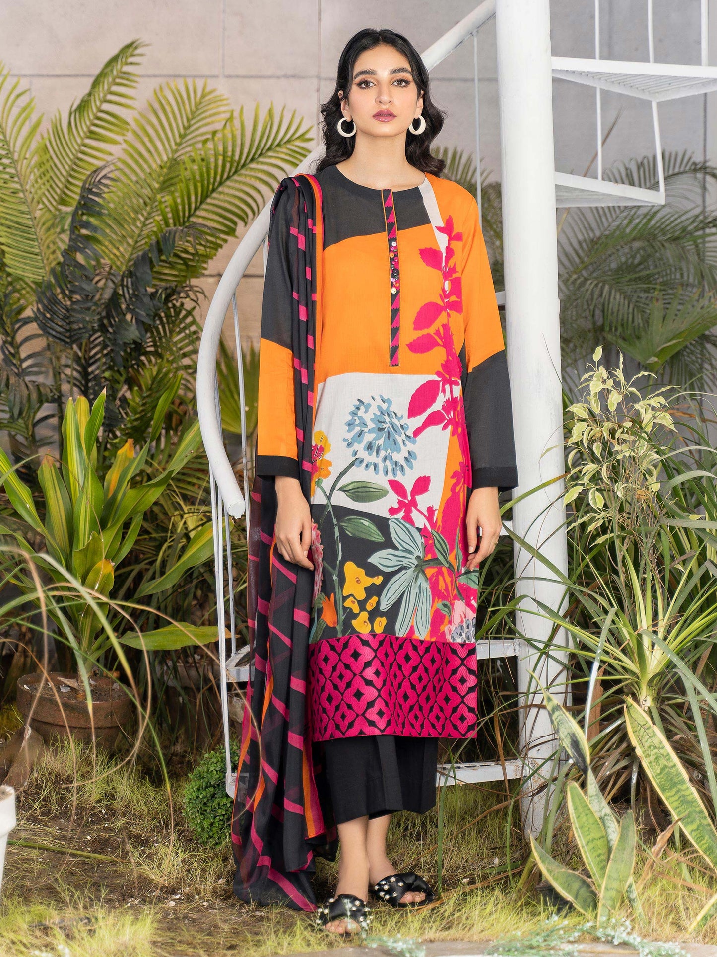 2 Piece Embroidered Lawn Suit