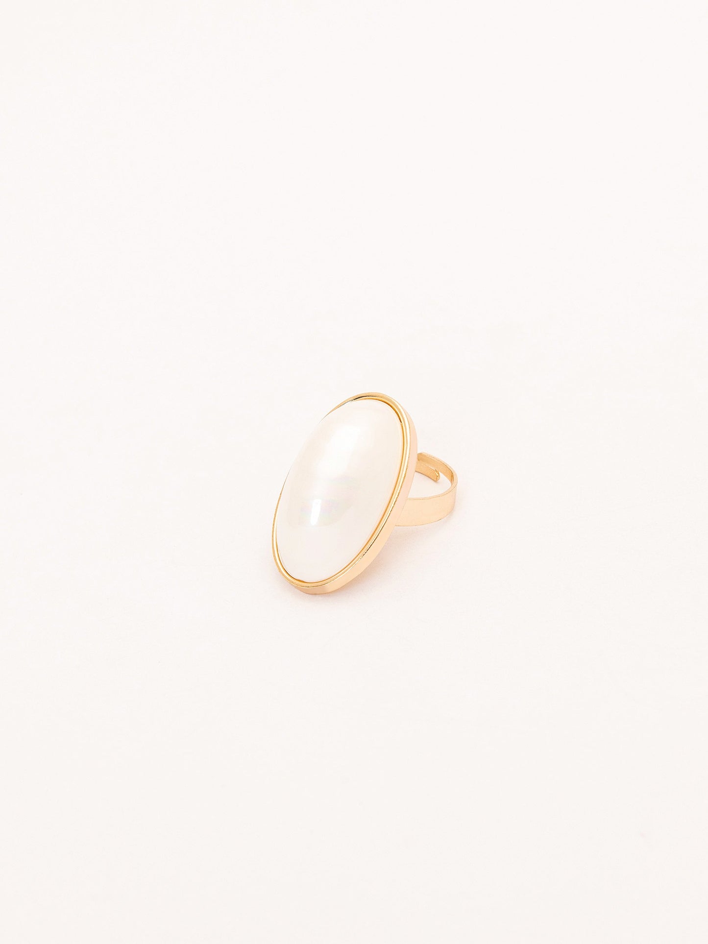 Pearly Ring