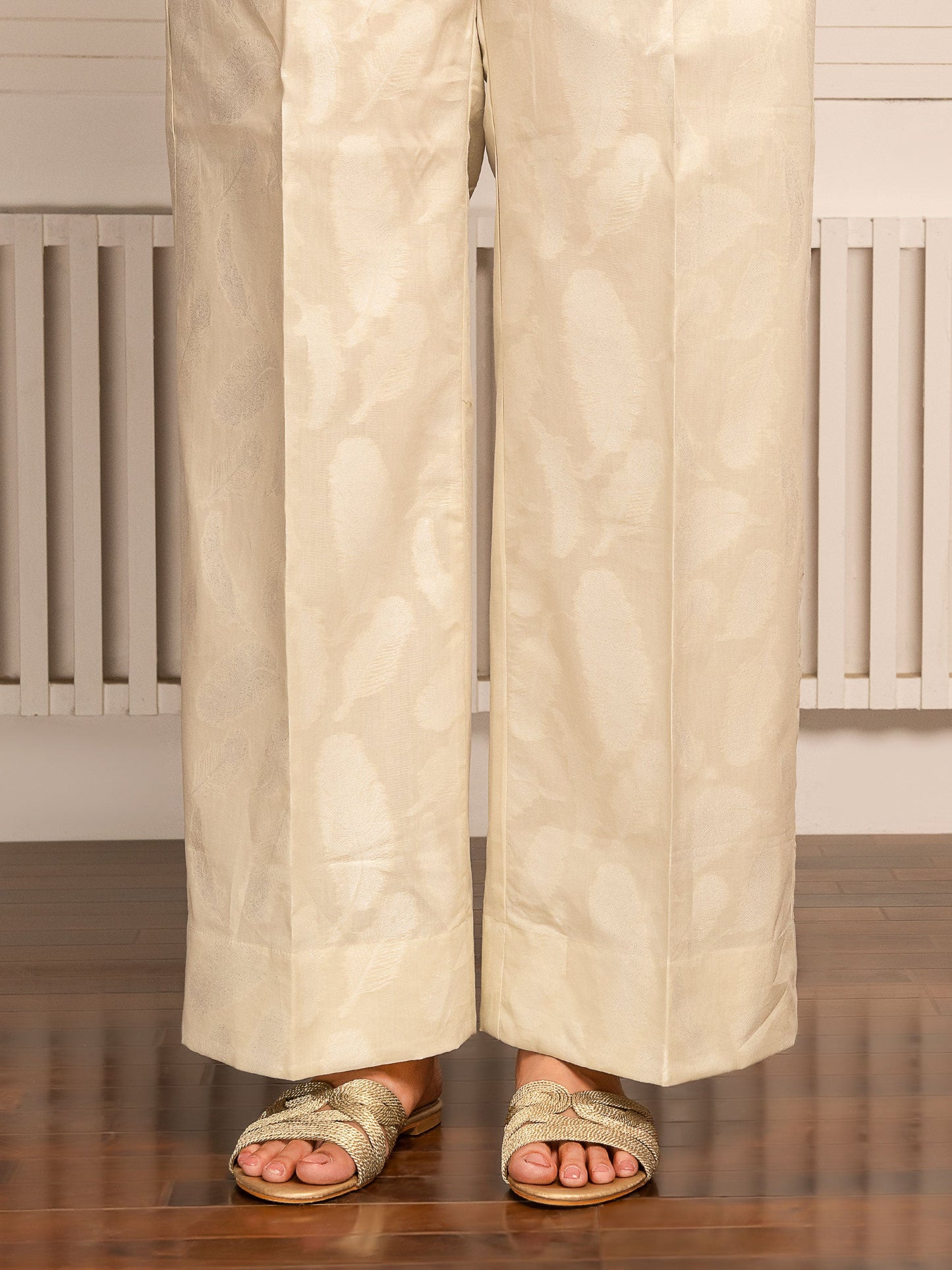 Unstitched Jacquard Trousers