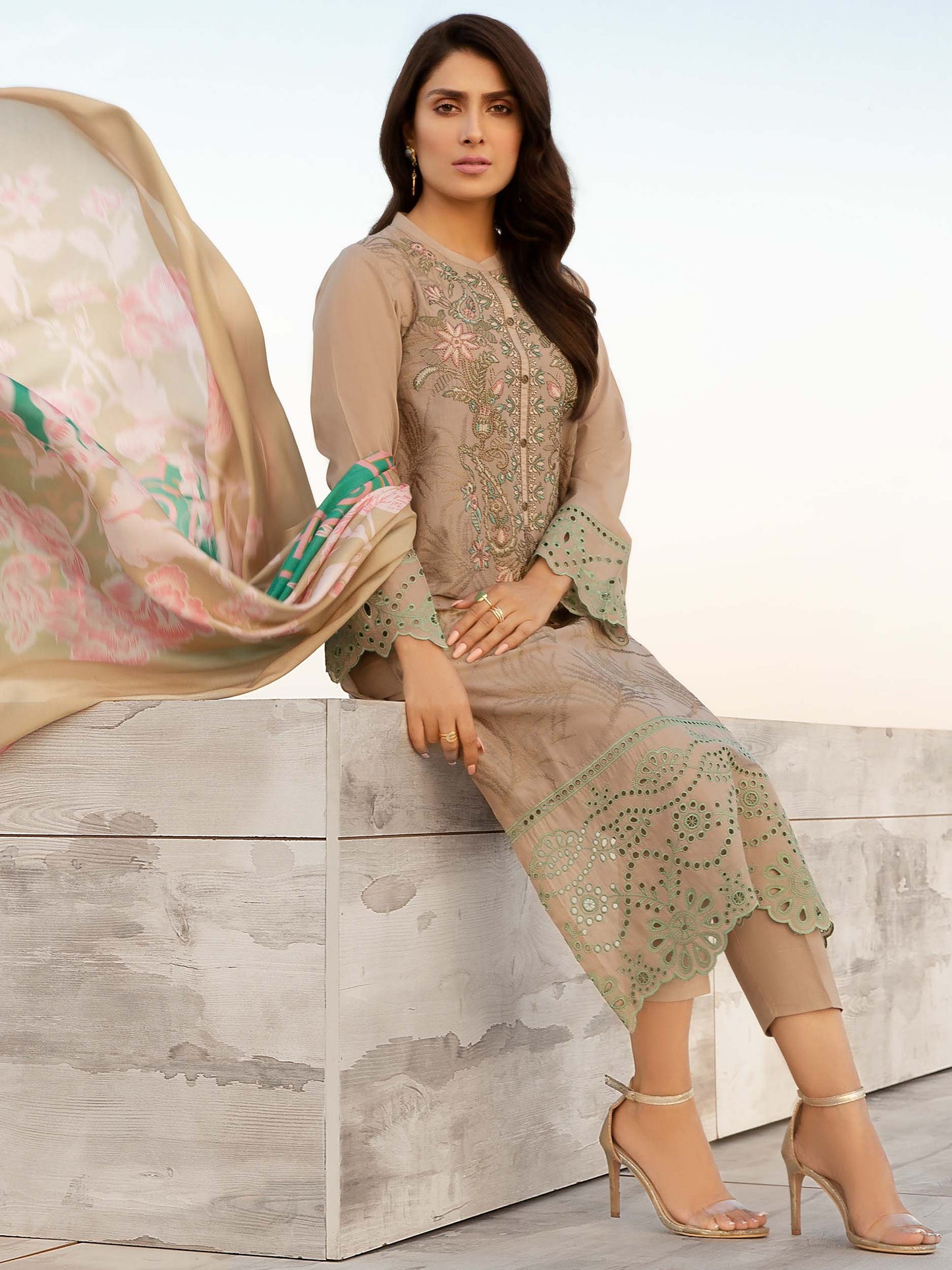 Embroidered Lawn Shiffly Suit