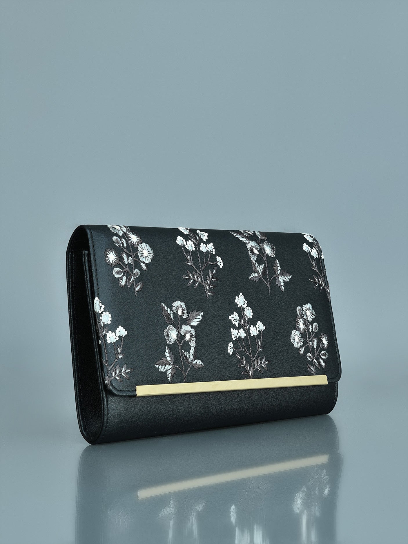 Floral Embroidered Clutch